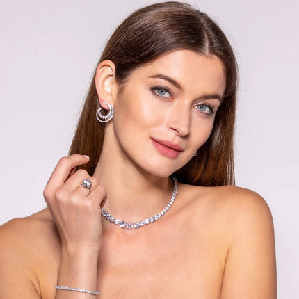 ARETES CIRCLE OLIVIA