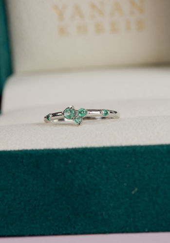 Anillo Presencia Esmeralda